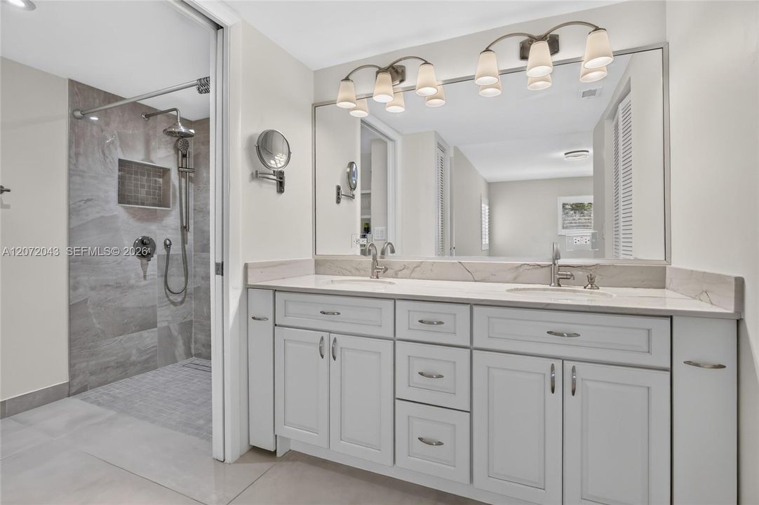 For Rent: $2,600 (2 beds, 2 baths, 1533 Square Feet)