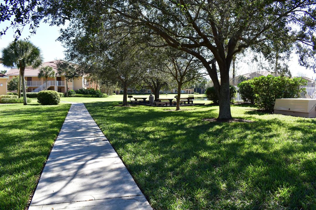 151 Green Walk way