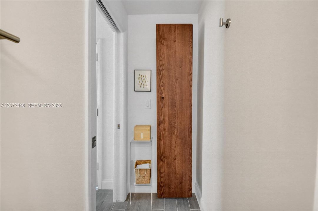 В аренду: $2,950 (1 спален, 1 ванн, 799 Квадратных фут)