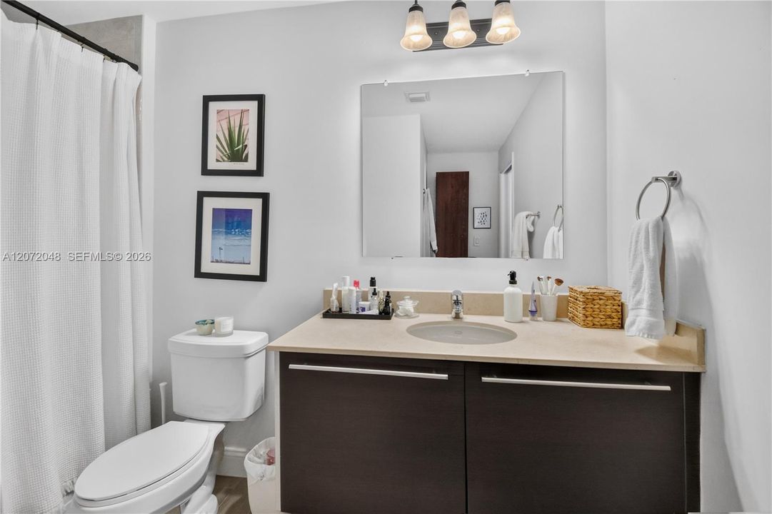 В аренду: $2,950 (1 спален, 1 ванн, 799 Квадратных фут)