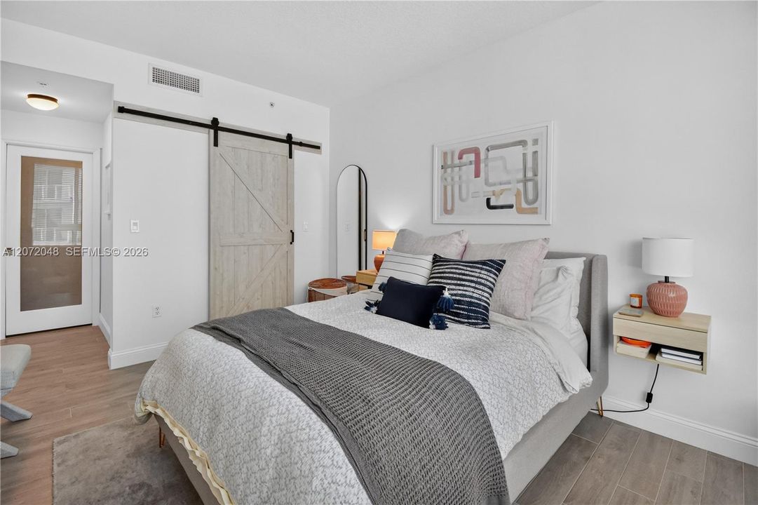 В аренду: $2,950 (1 спален, 1 ванн, 799 Квадратных фут)