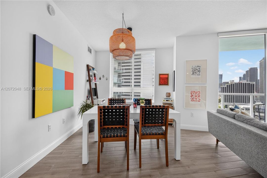 В аренду: $2,950 (1 спален, 1 ванн, 799 Квадратных фут)