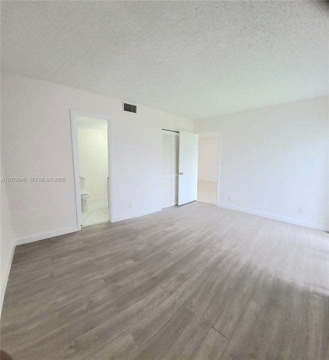 En Renta: $2,000 (2 camas, 2 baños, 832 Pies cuadrados)