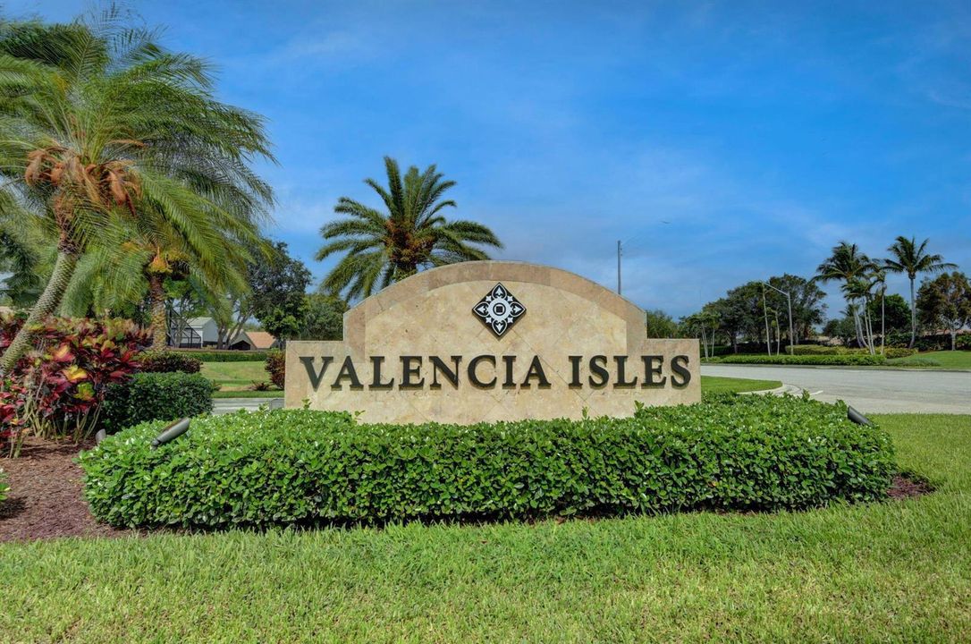 50-web-or-mls-38_valencia isles (0)