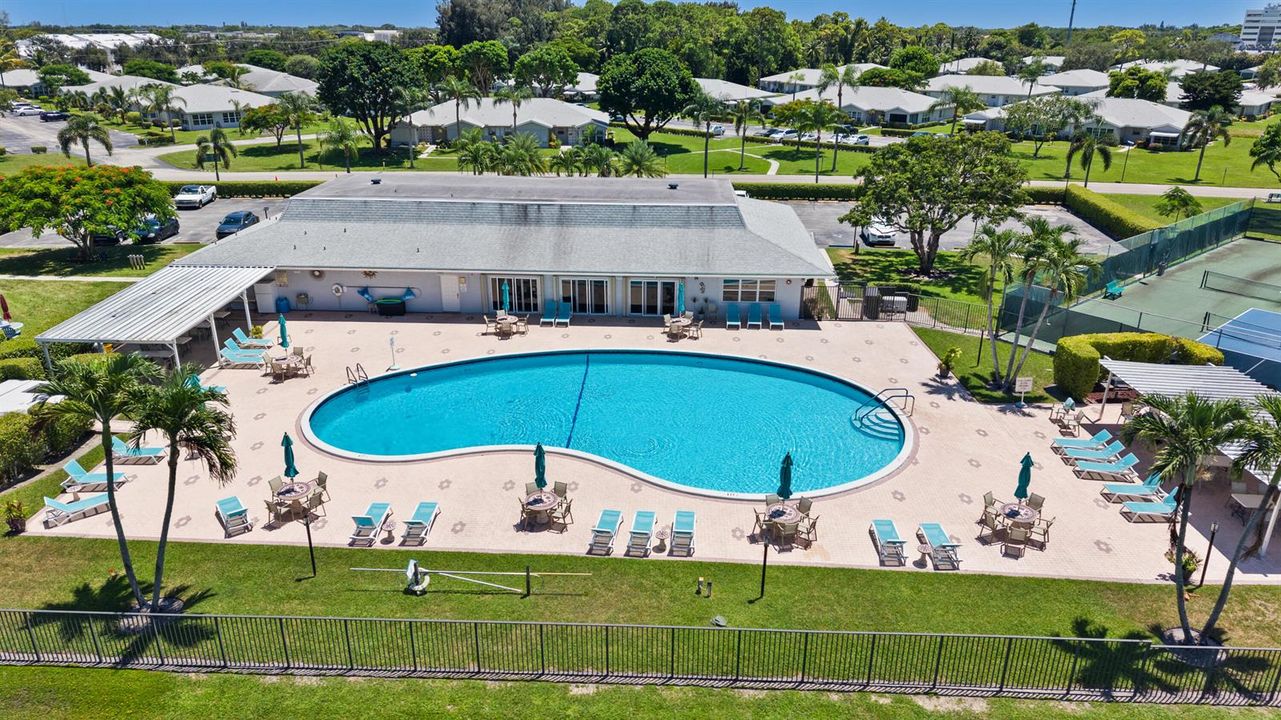42_delray beach + lakefront blvd + pool
