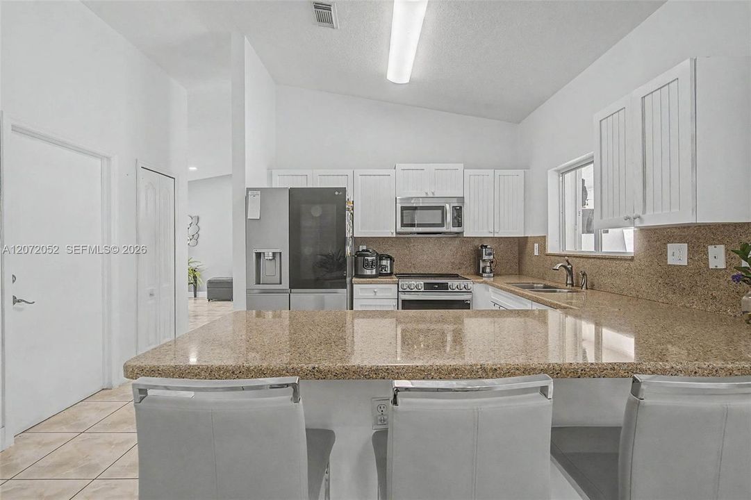 For Sale: $689,900 (3 beds, 2 baths, 1618 Square Feet)