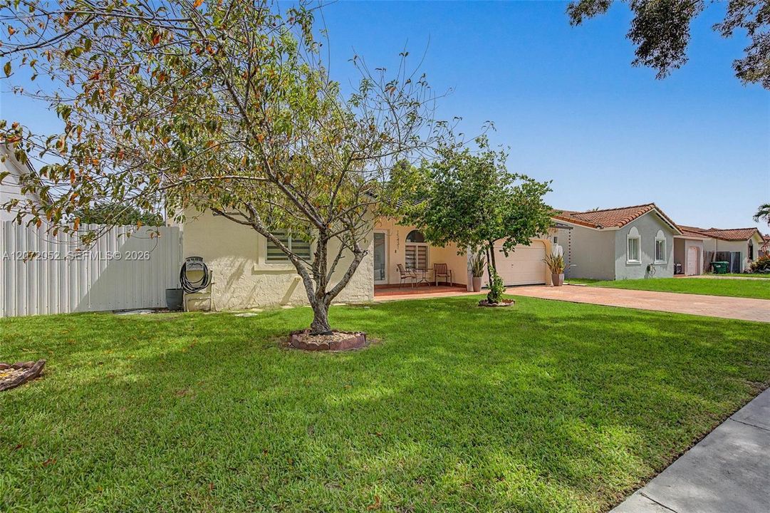 For Sale: $689,900 (3 beds, 2 baths, 1618 Square Feet)