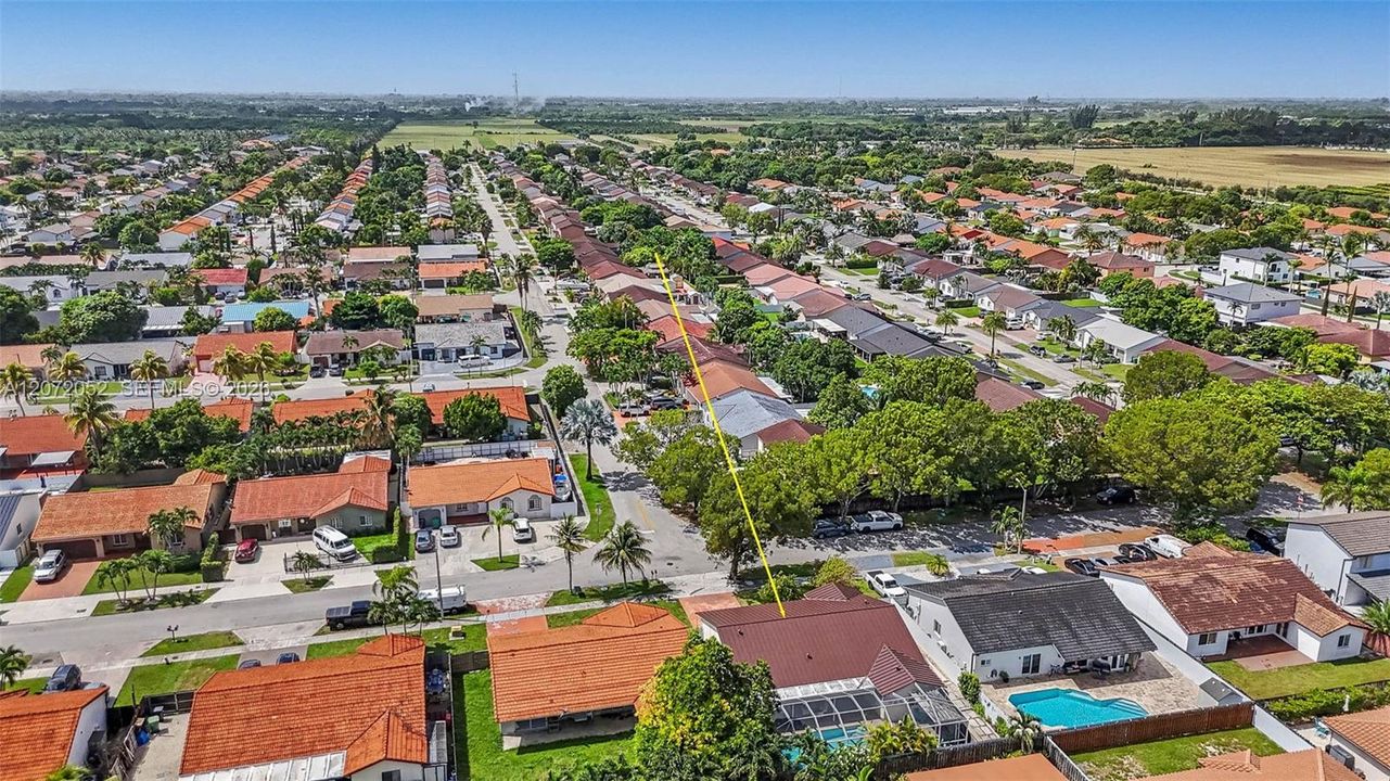 For Sale: $689,900 (3 beds, 2 baths, 1618 Square Feet)