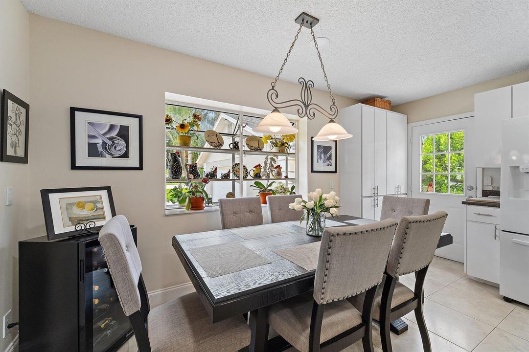 Breakfast Nook