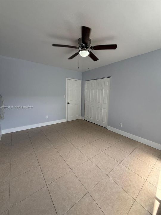 For Rent: $2,000 (2 beds, 1 baths, 1904 Square Feet)