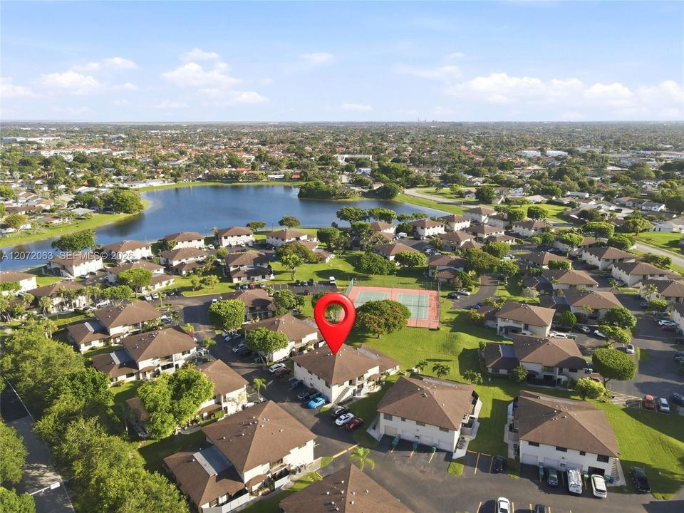 For Rent: $2,600 (2 beds, 2 baths, 1057 Square Feet)