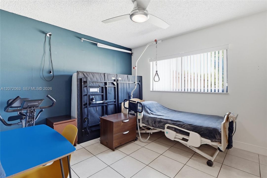 For Rent: $2,600 (2 beds, 2 baths, 1057 Square Feet)