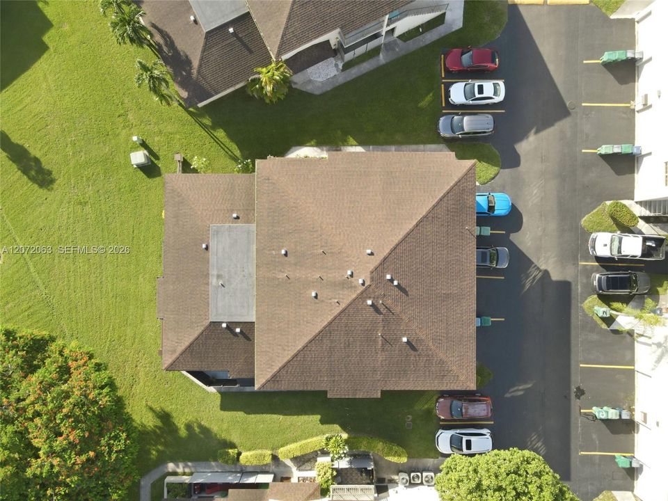 For Rent: $2,600 (2 beds, 2 baths, 1057 Square Feet)
