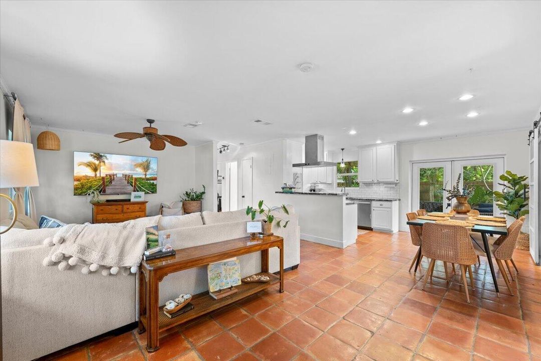 Entry Living