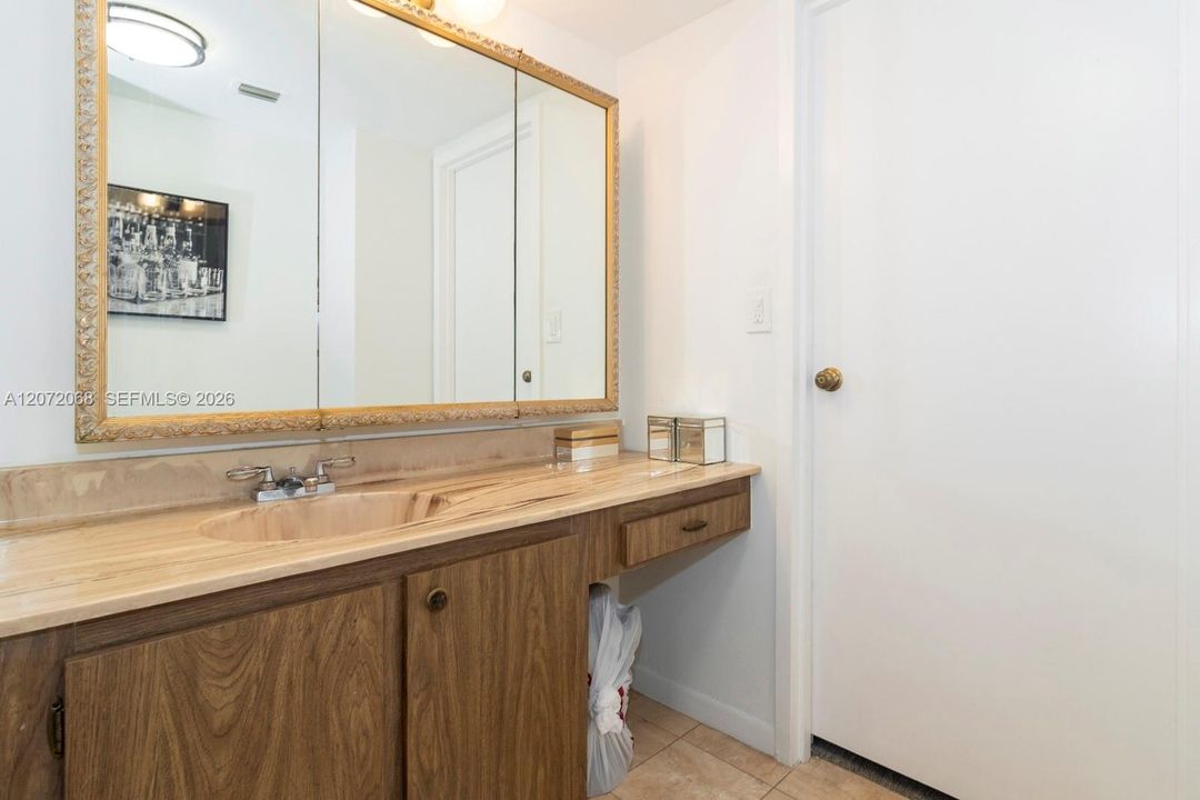 For Sale: $789,000 (2 beds, 2 baths, 1460 Square Feet)