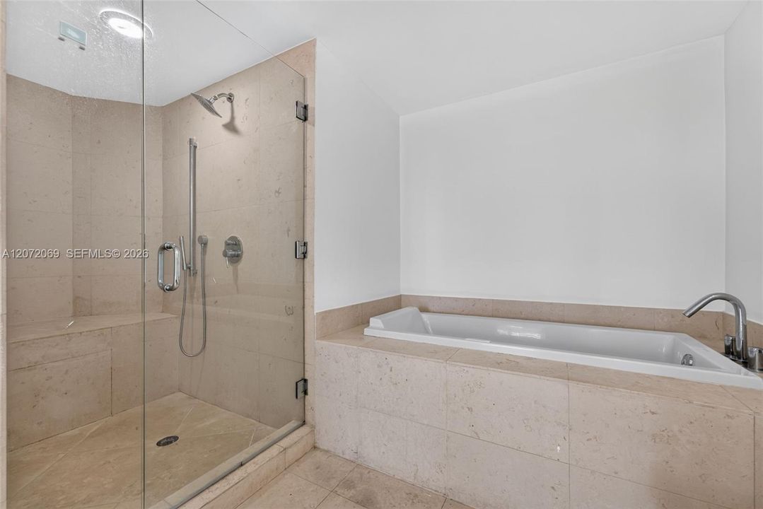 For Rent: $6,000 (2 beds, 2 baths, 1269 Square Feet)