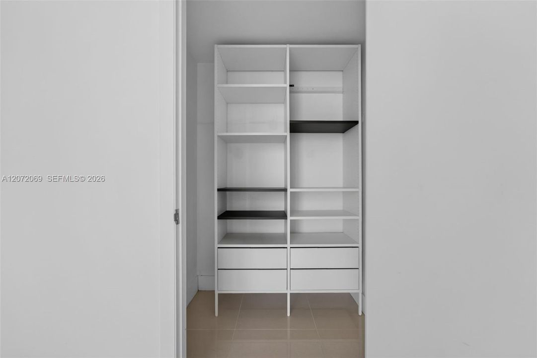 For Rent: $6,000 (2 beds, 2 baths, 1269 Square Feet)