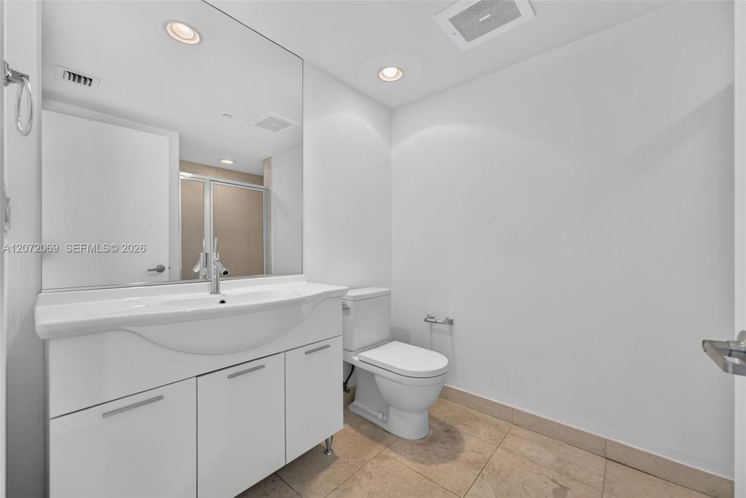 For Rent: $6,000 (2 beds, 2 baths, 1269 Square Feet)