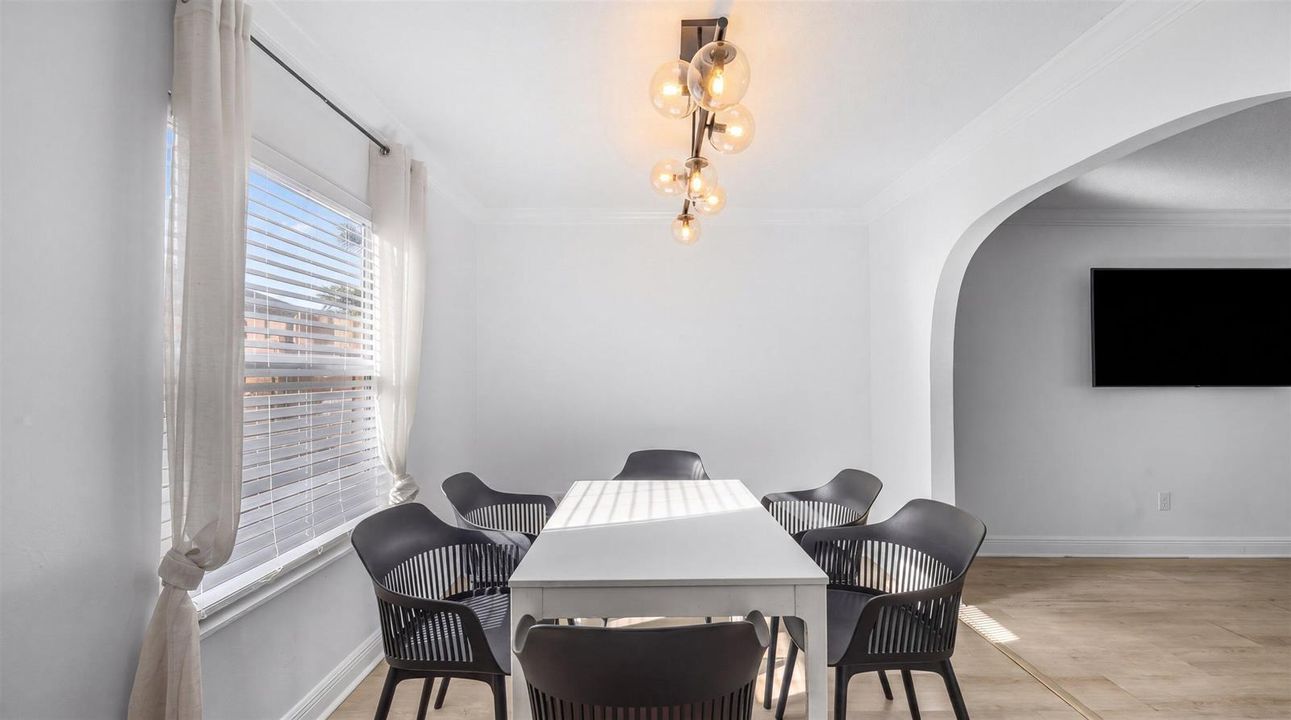 12-1468 Northampton Terrace