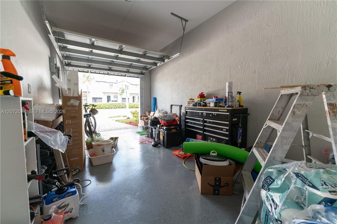 En Venta: $437,000 (3 camas, 2 baños, 1656 Pies cuadrados)