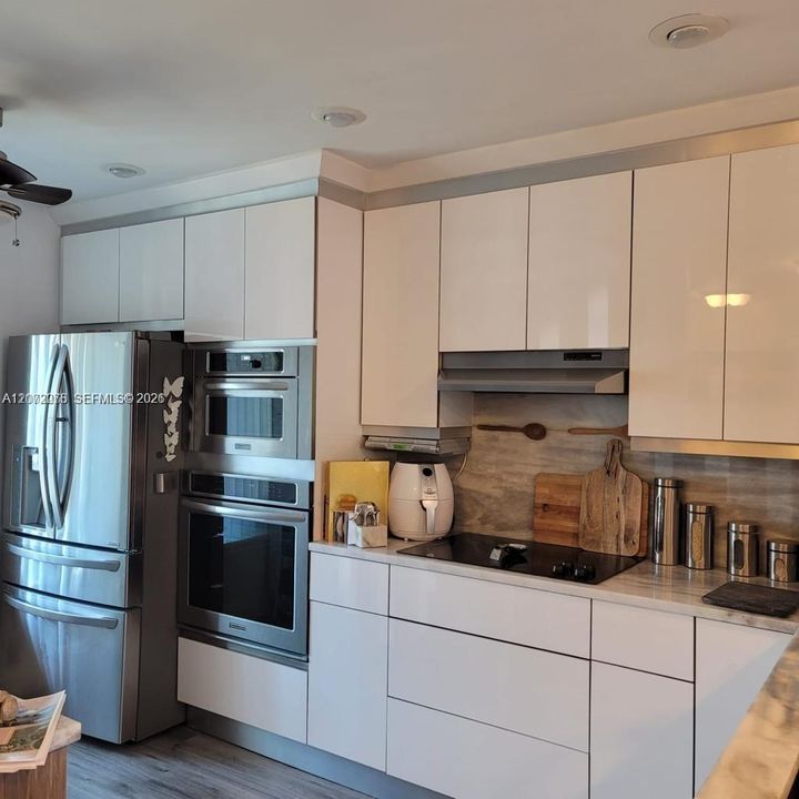 En Venta: $480,000 (3 camas, 2 baños, 1587 Pies cuadrados)