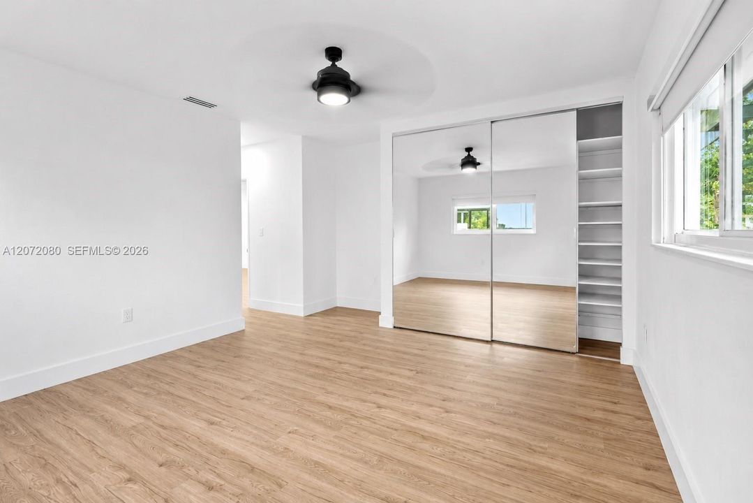 For Sale: $2,080,000 (4 beds, 3 baths, 1469 Square Feet)