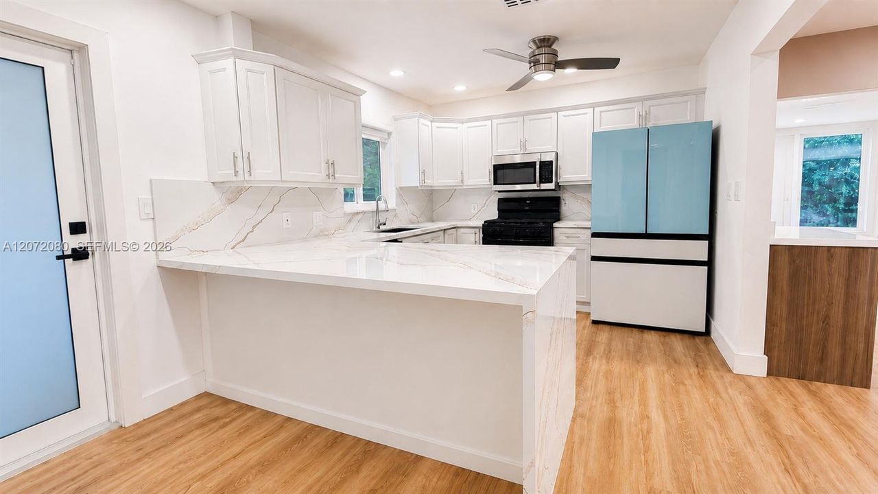 For Sale: $2,080,000 (4 beds, 3 baths, 1469 Square Feet)