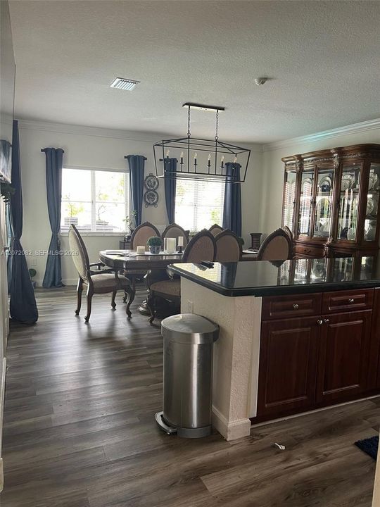 For Rent: $4,500 (4 beds, 3 baths, 2603 Square Feet)