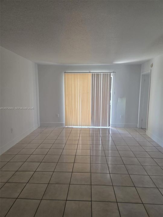 For Sale: $295,000 (3 beds, 2 baths, 1144 Square Feet)