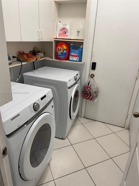 En Renta: $3,875 (4 camas, 2 baños, 2368 Pies cuadrados)