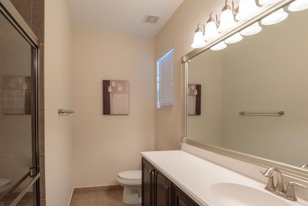 2nd Bathroom