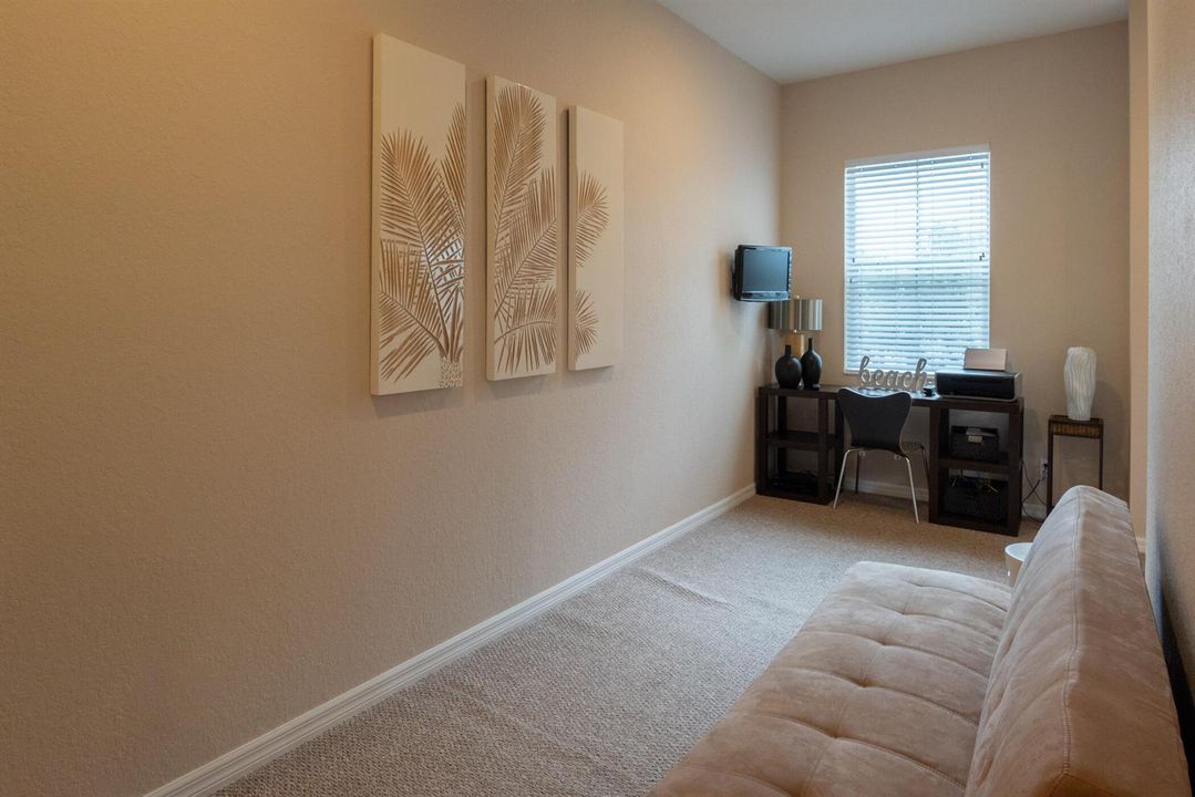 Sitting area/loft