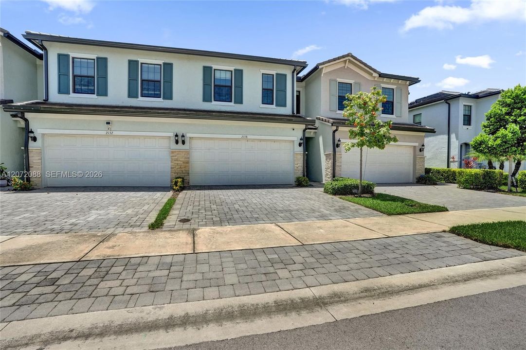 For Sale: $619,000 (3 beds, 2 baths, 1774 Square Feet)