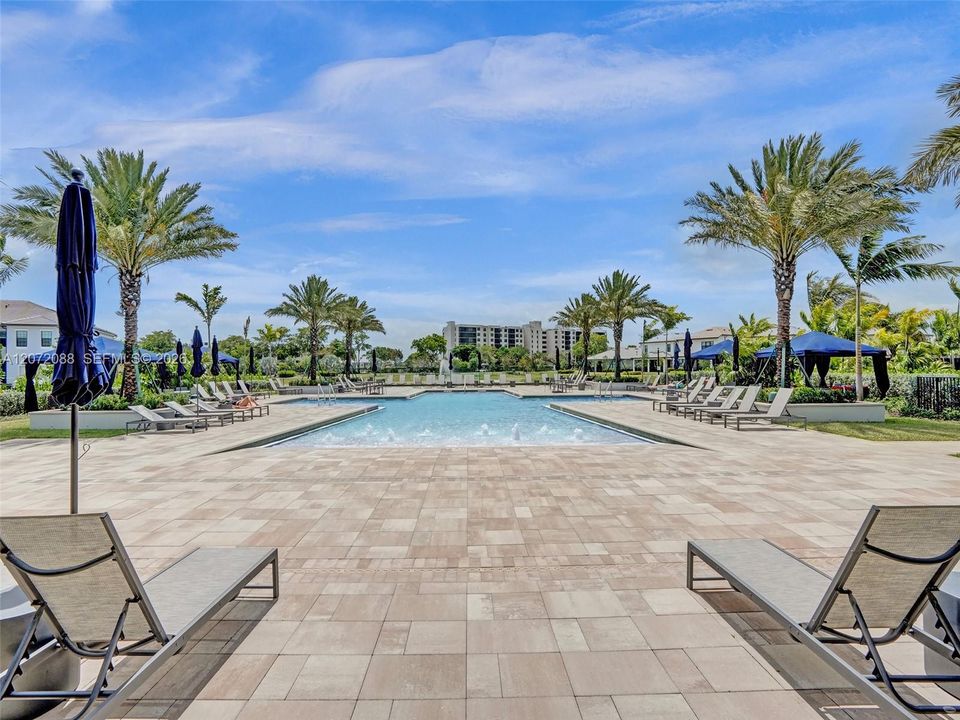 For Sale: $619,000 (3 beds, 2 baths, 1774 Square Feet)