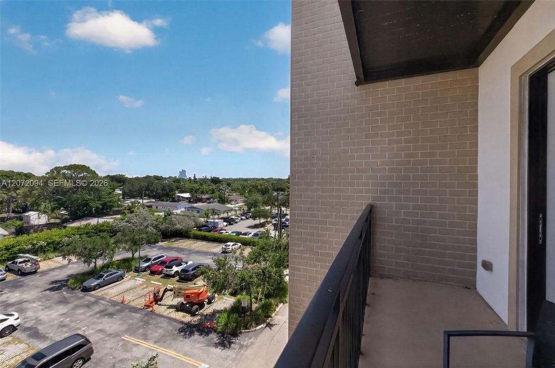 For Sale: $228,000 (0 beds, 1 baths, 436 Square Feet)