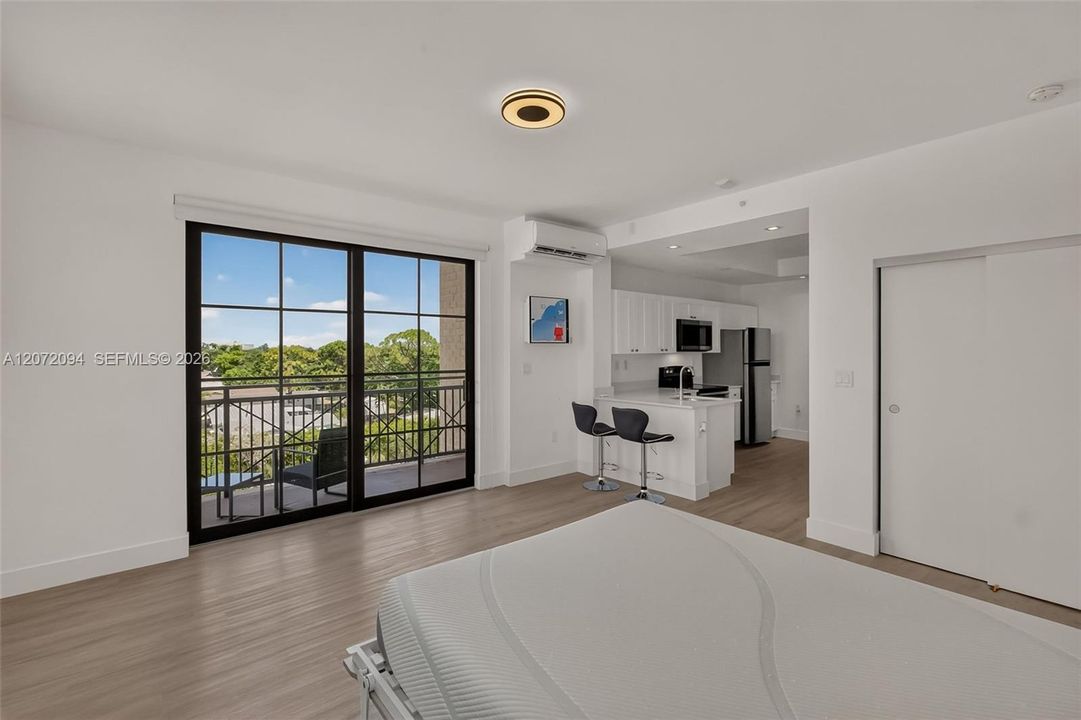 For Sale: $228,000 (0 beds, 1 baths, 436 Square Feet)
