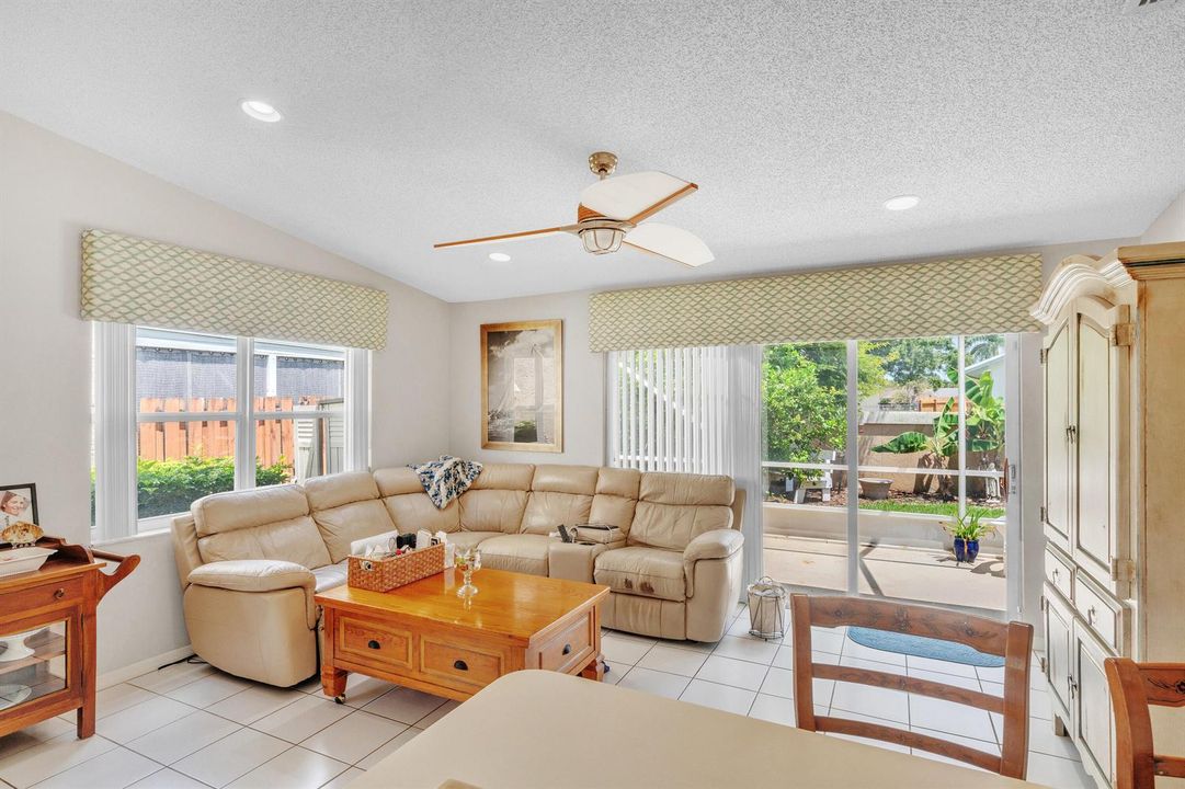 6 Family Area
