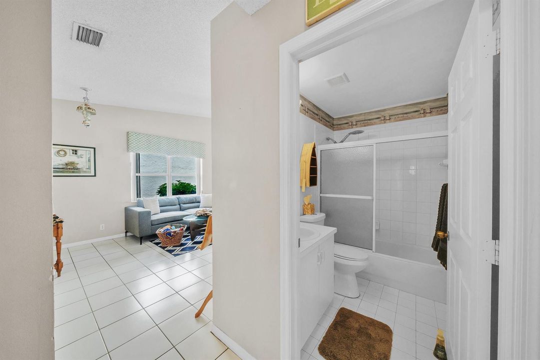 22 Foyer
