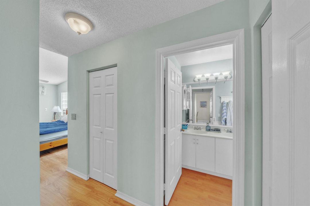 10 Primary Bathroom (1)