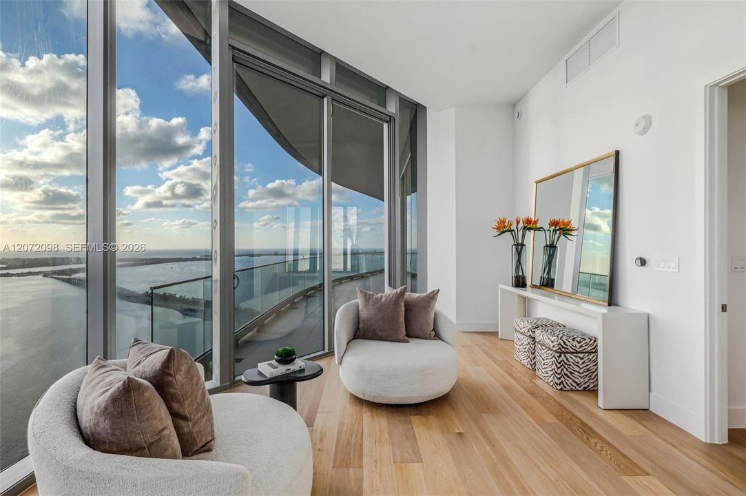 En Venta: $10,000,000 (5 camas, 5 baños, 4725 Pies cuadrados)