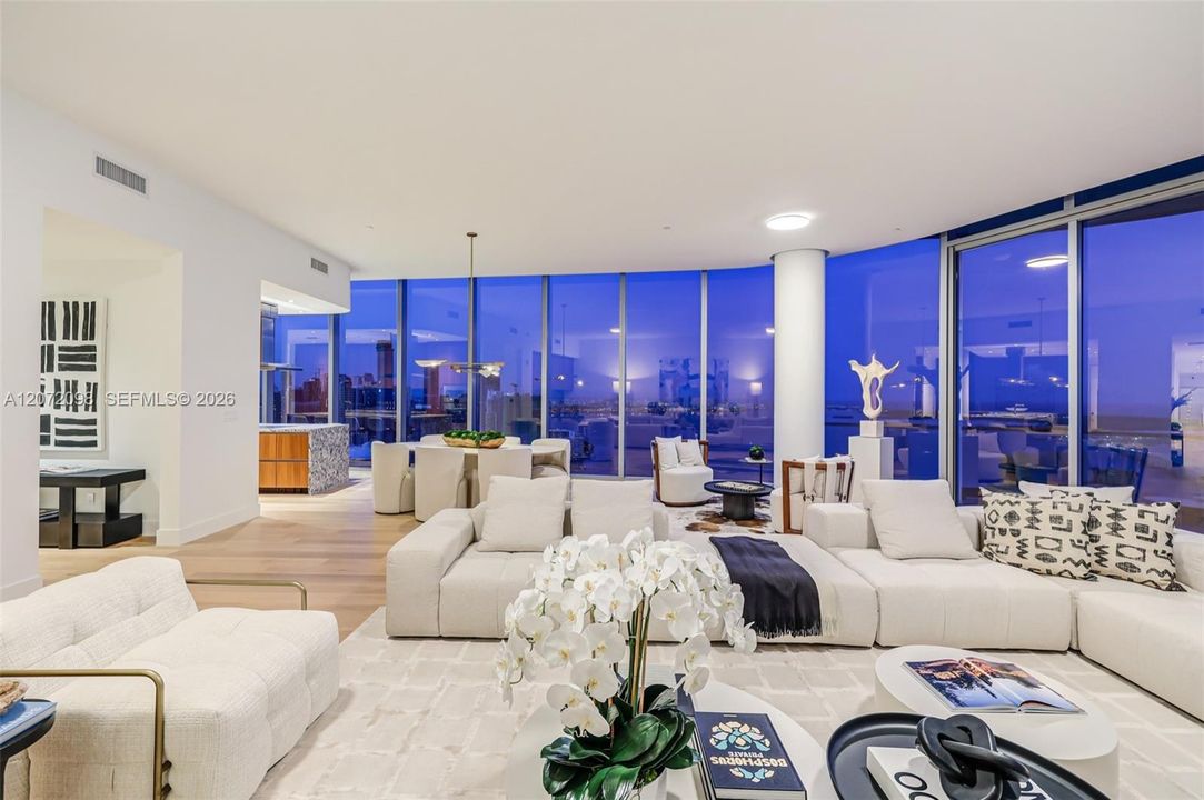 En Venta: $10,000,000 (5 camas, 5 baños, 4725 Pies cuadrados)