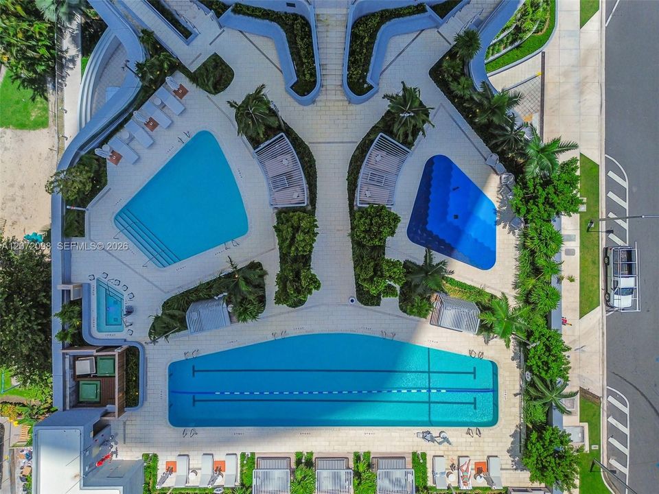 En Venta: $10,000,000 (5 camas, 5 baños, 4725 Pies cuadrados)