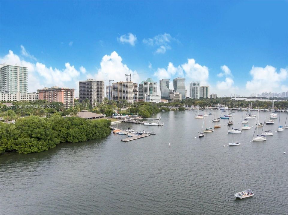For Sale: $1,985,000 (3 beds, 2 baths, 1587 Square Feet)
