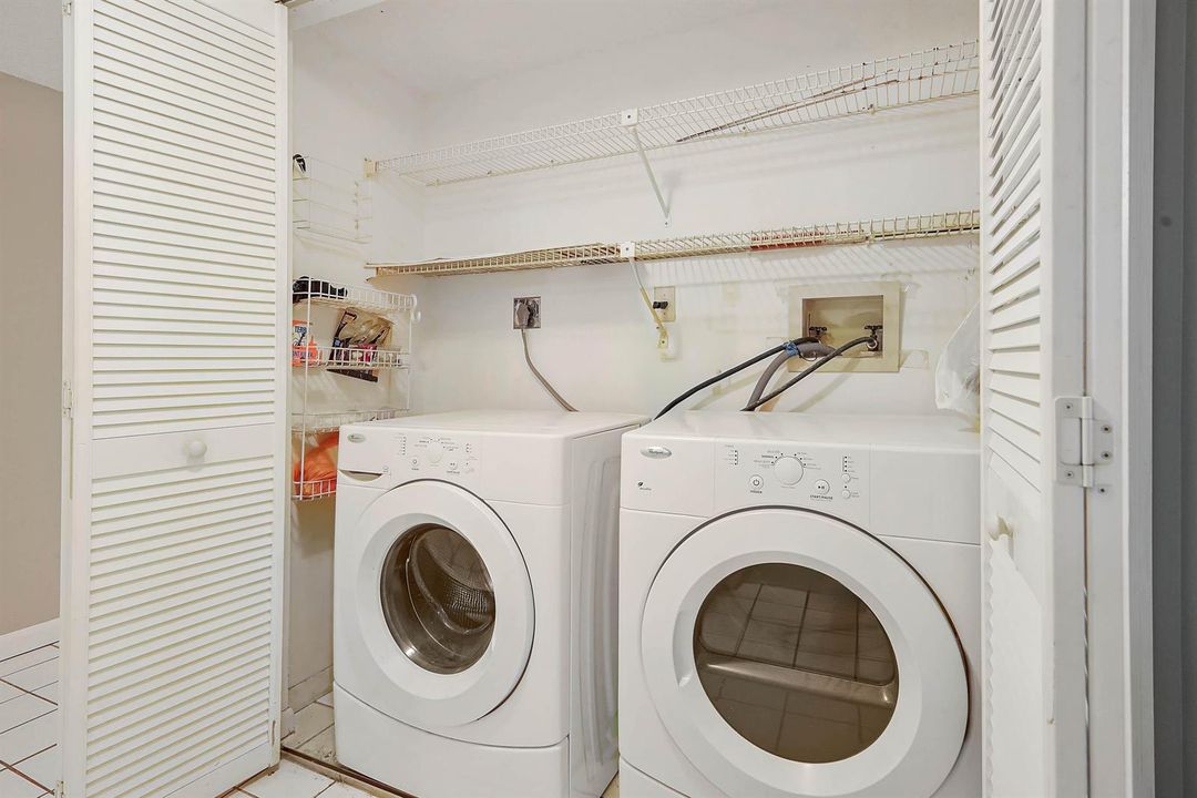 WASHER/DRYER