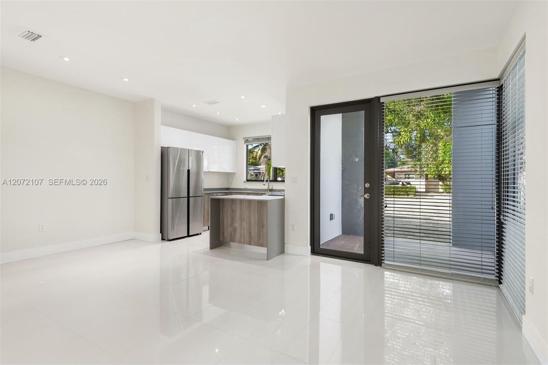 For Sale: $975,000 (0 beds, 0 baths, 1810 Square Feet)