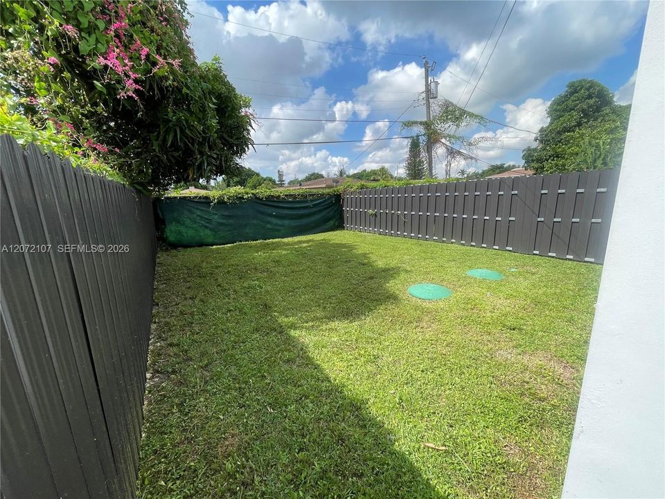 For Sale: $975,000 (0 beds, 0 baths, 1810 Square Feet)