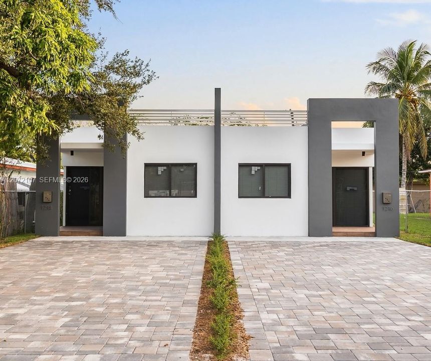 For Sale: $975,000 (0 beds, 0 baths, 1810 Square Feet)
