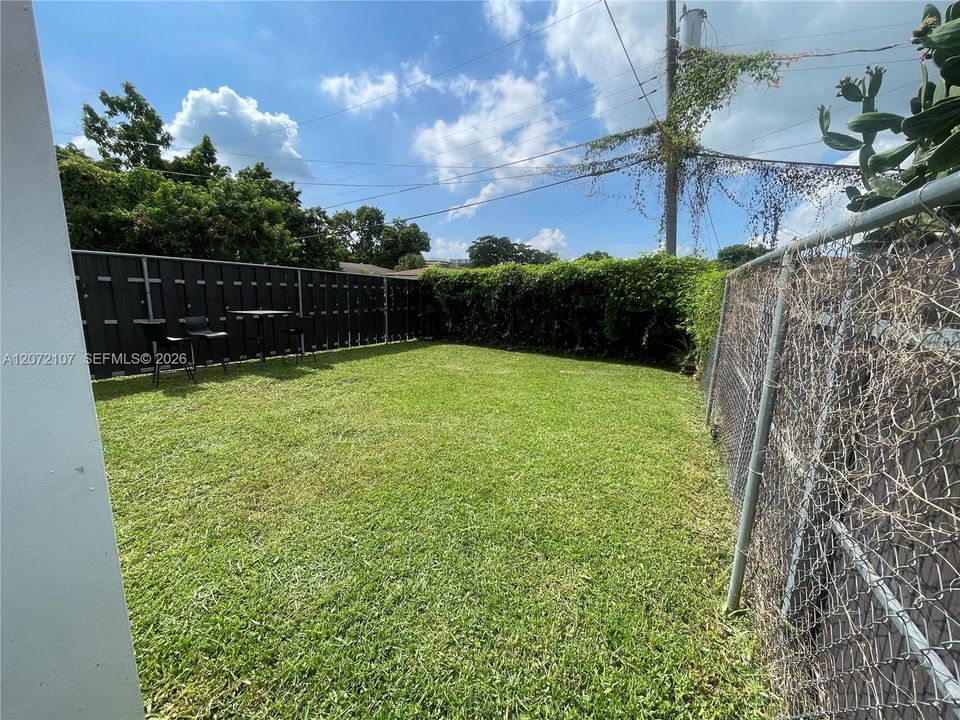 For Sale: $975,000 (0 beds, 0 baths, 1810 Square Feet)