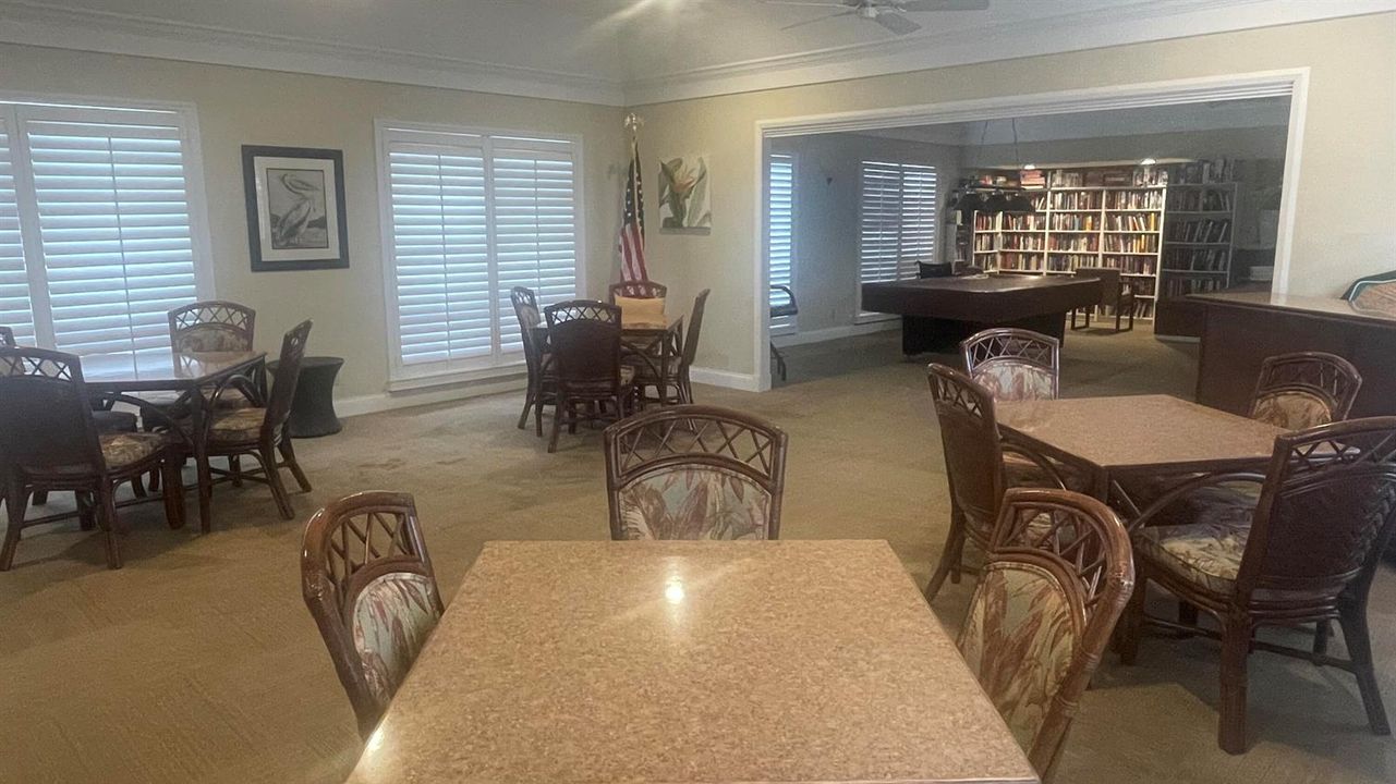 Small Clubhouse Room with Library