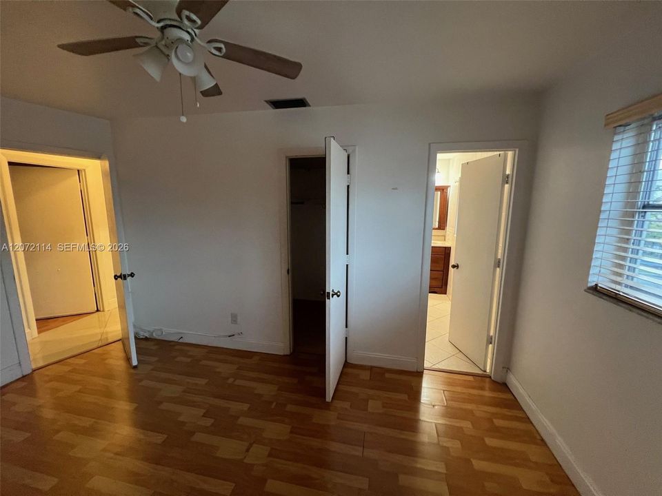 En Renta: $1,825 (2 camas, 2 baños, 840 Pies cuadrados)